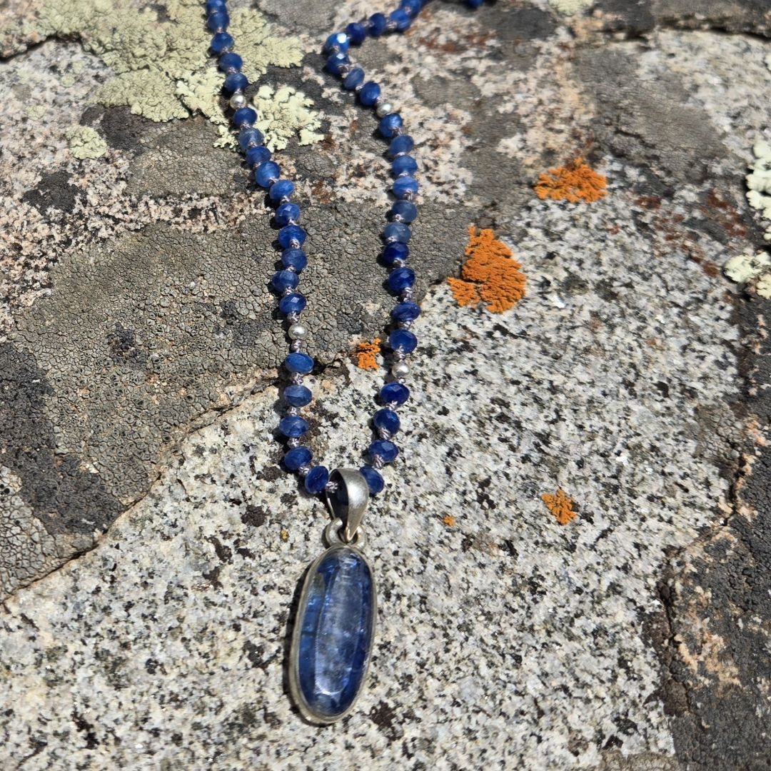 Navy Blue Silver Kyanite Knotted Necklace With Pendant