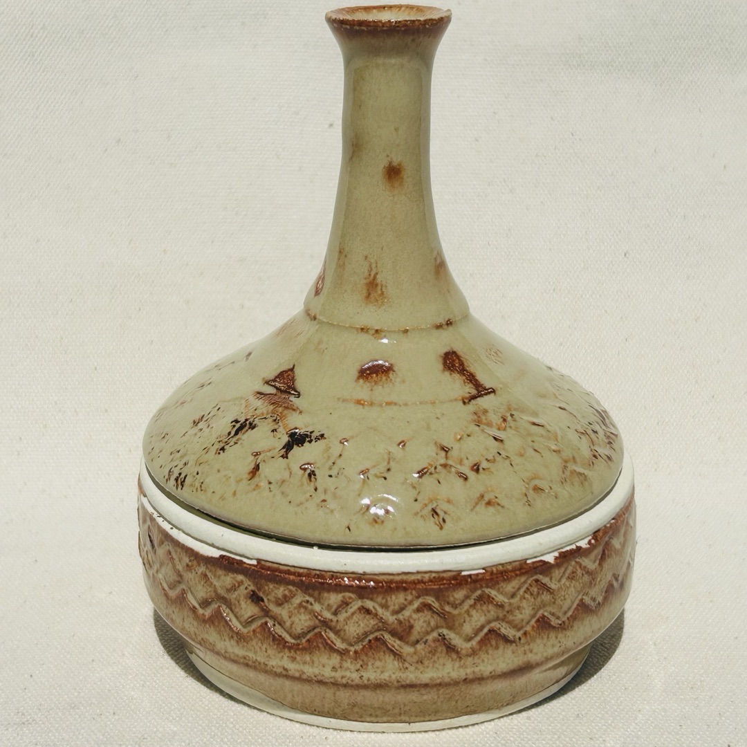 Thrown lidded ring/sugar dish #2
